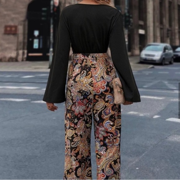 Jumpsuit - Picture 6 of 8